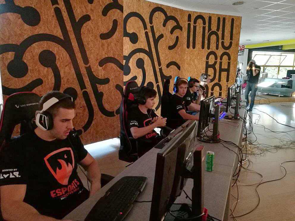 Studenti FOI-ja ponovno prvaci u videoigri League of Legends