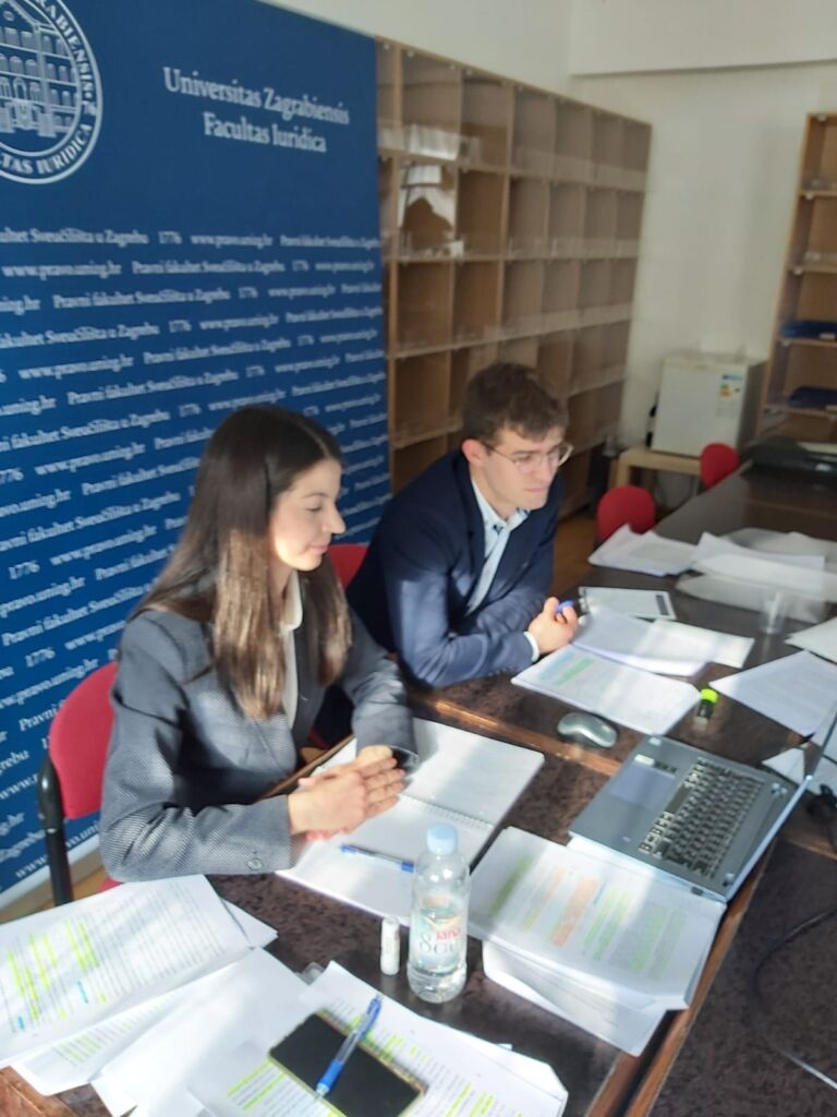Timu Pravnog fakulteta odlično drugo mjesto na SLAM-u 2021