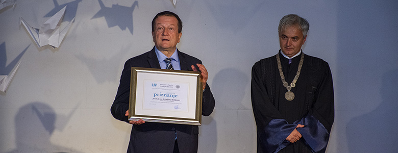 universitas_logob500