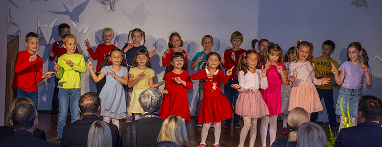 Učitelji su važniji i od borbenih aviona i od mostova