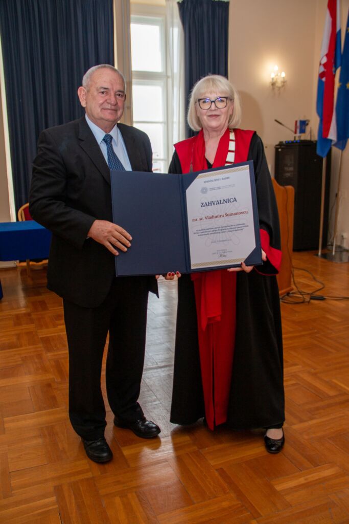 Poštujte svoje učenike jer ćete sutra letjeti krilo uz krilo!