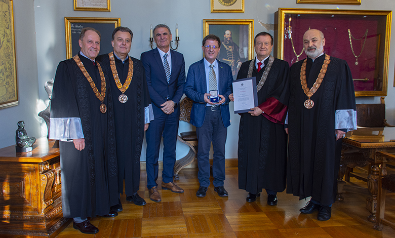 Uručene Zlatne počasne medalje i priznanja Sveučilišta u Zagrebu