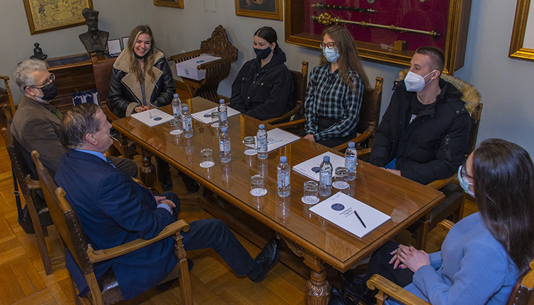 Stipendije studentima slabijeg socijalno-ekonomskog statusa