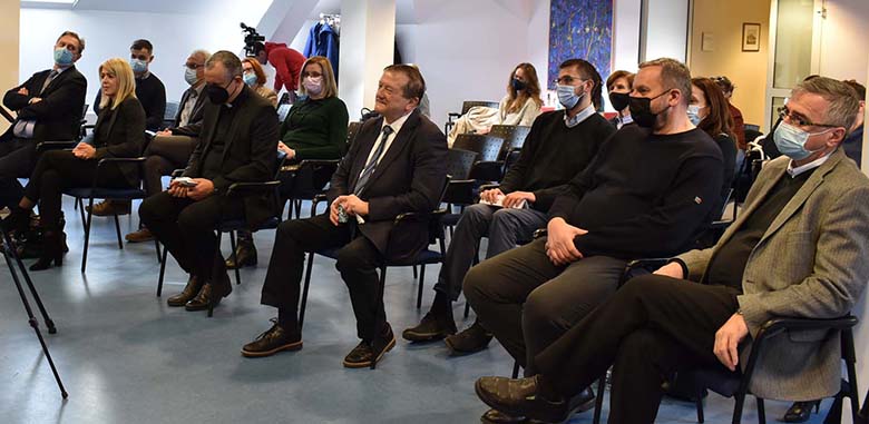 Okrugli stol "Žene u medijima, mediji o ženama"