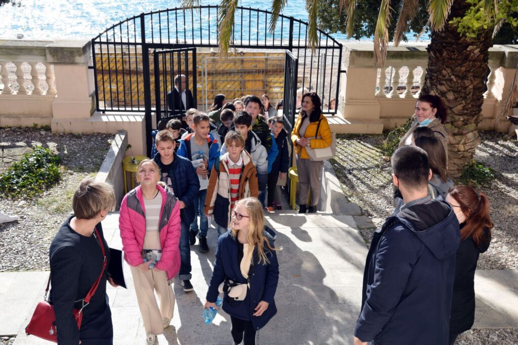 Zadar: Znanstveno-stručni simpozij "Škola danas, škola sutra"