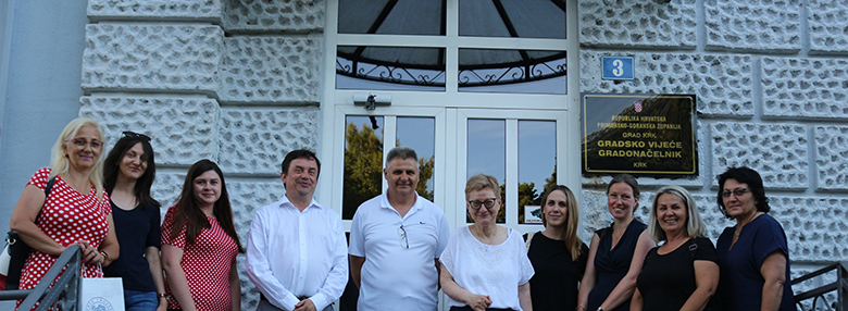 Nastavnici iz dijaspore usavršavali znanje hrvatskoga jezika  i upoznavali se s baštinom otoka Krka