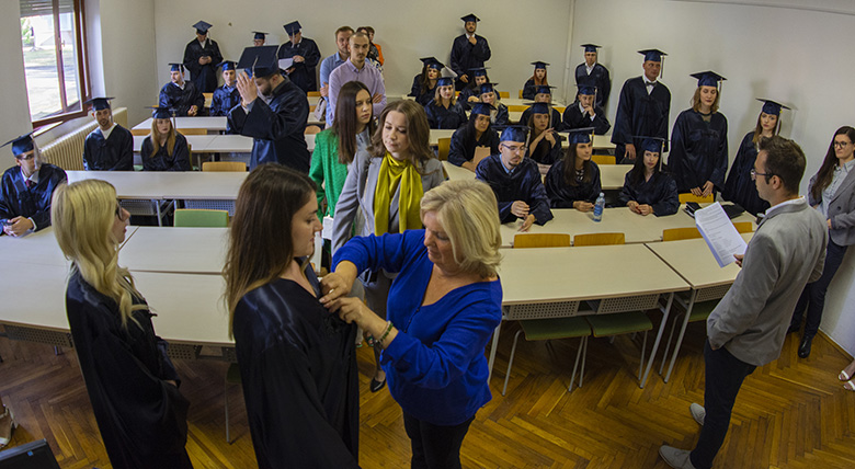 Promovirani diplomanti Fakulteta hrvatskih studija