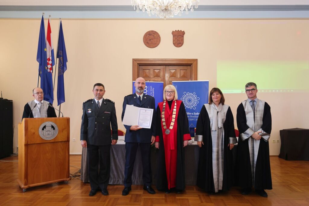 Zadar: Promovirani vojni nastavnici letenja