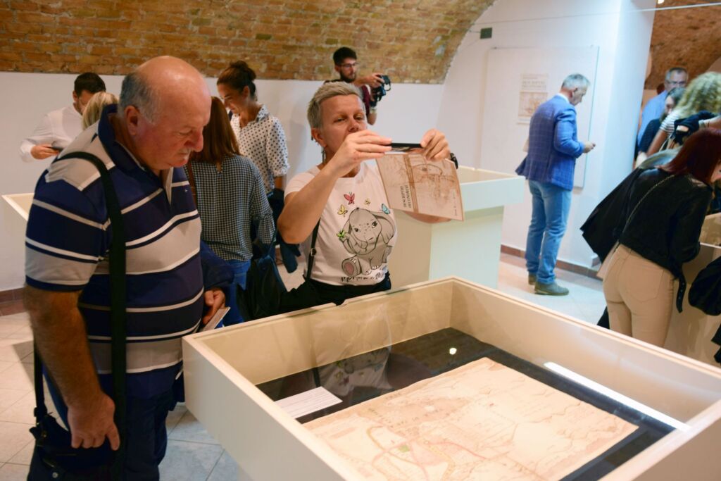 Na starim kartama nisu se prikazivali samo topografski podaci, već i čime se ljudi bave u tom prostoru