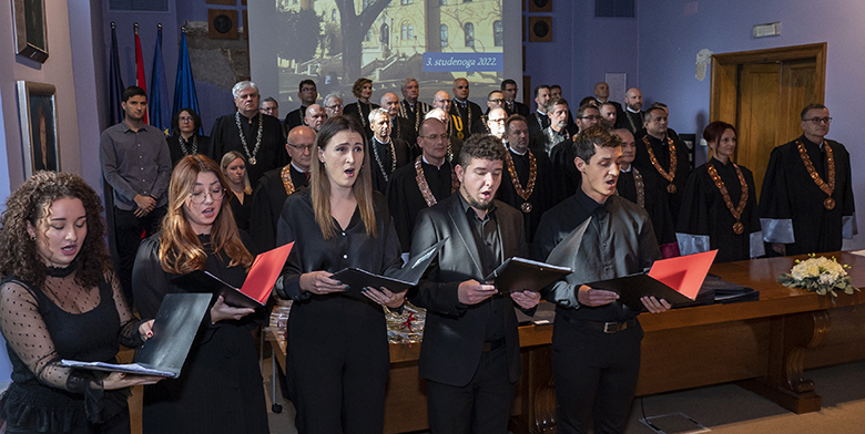 Privilegij je biti profesor zagrebačkoga sveučilišta!