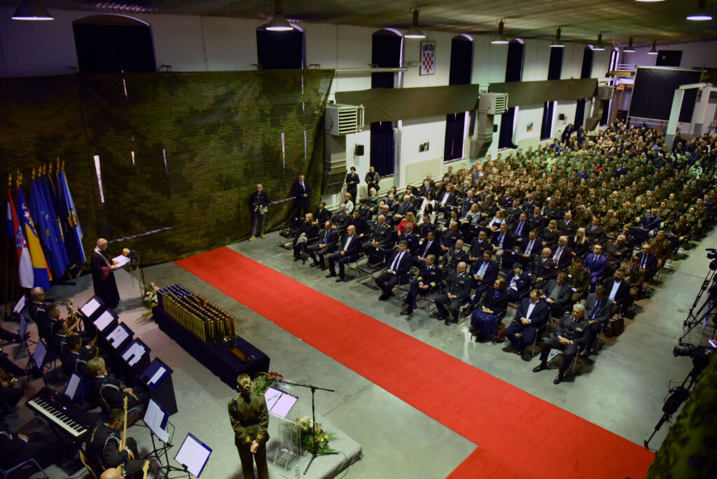 Promocija polaznika sveučilišnih studija &#8220;Vojnog inženjerstva&#8221; i &#8220;Vojnog vođenja i upravljanja&#8221;