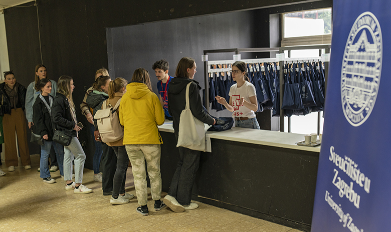 Stranim smo studentima pokazali Zagreb i zaželjeli dobrodošlicu