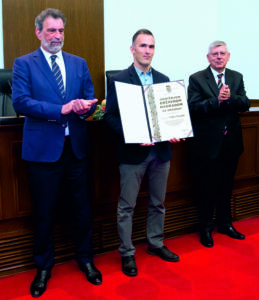 Vilko Mandić: Savjetujem mladima što više paralelnih istraživanja!