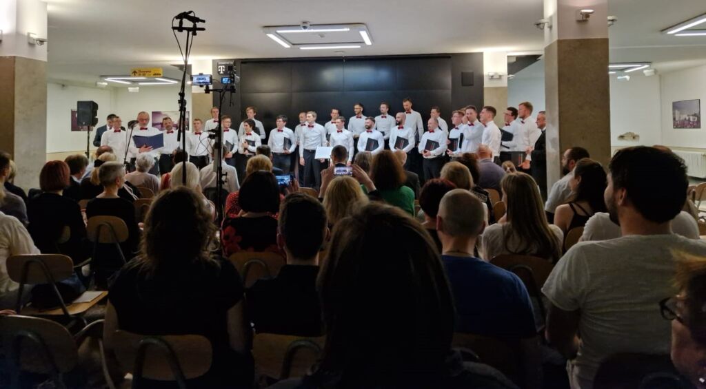 Tjedan glazbenih uspješnica za AKMUZ FER