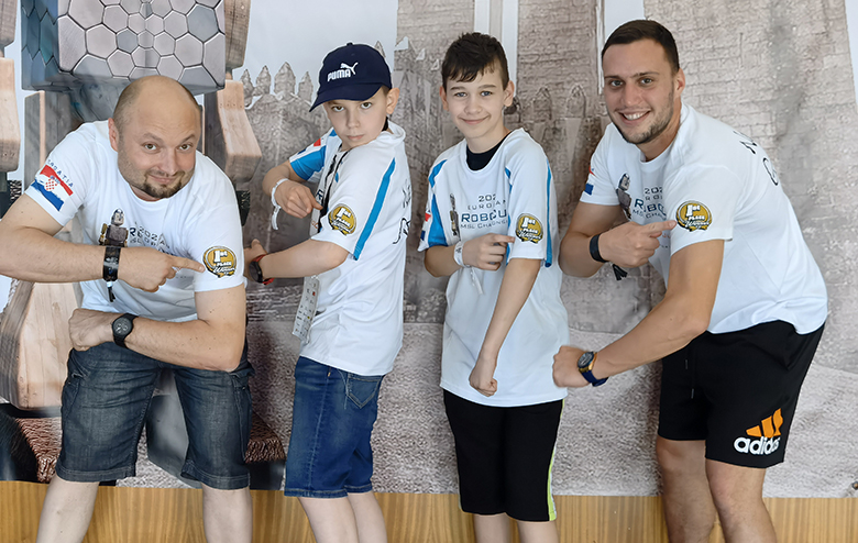 Robotičarski genijalci donose medalje iz cijeloga svijeta