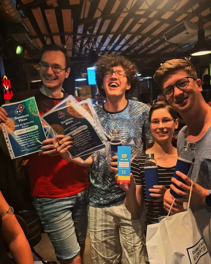 Humanitarnim pub kvizom studenti osigurali obroke školskoj djeci