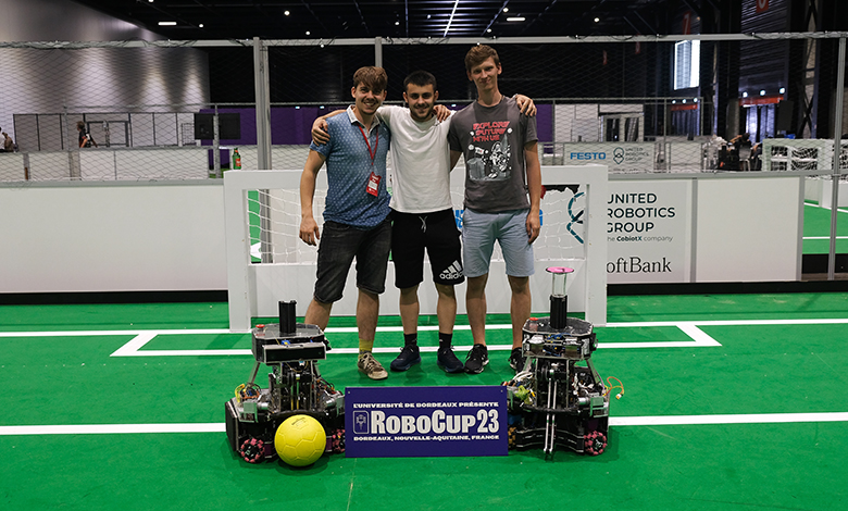 Uspješna „robotička utakmica“ zagrebačkih mehatroničara u Francuskoj