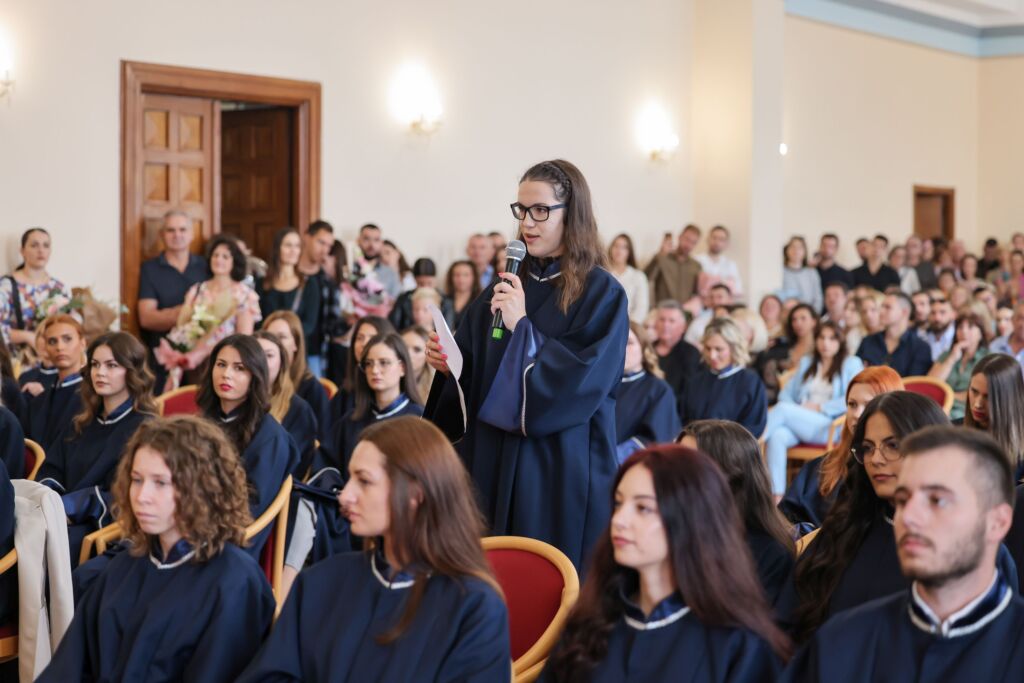 Zadar: Promovirano 186 magistrica i magistara