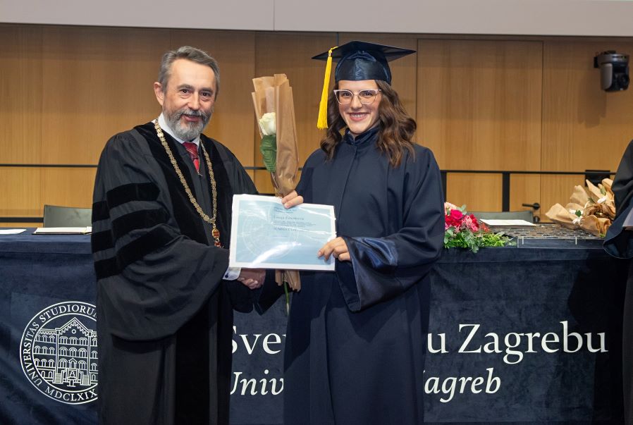 Pravni fakultet promovirao 645 sveučilišnih magistara