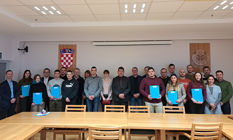 Poticanje studenata na znanstveno-istraživački rad