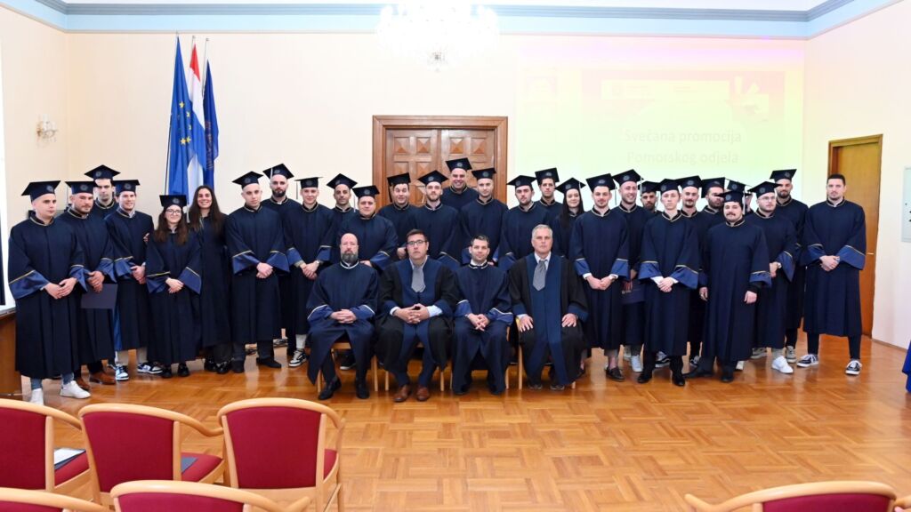 Zadar: Promocija prvostupnika Pomorskog odjela