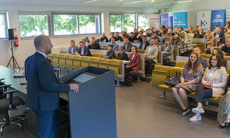 Fakultet prometnih znanosti nagradio najbolje studente projekta Transportikum
