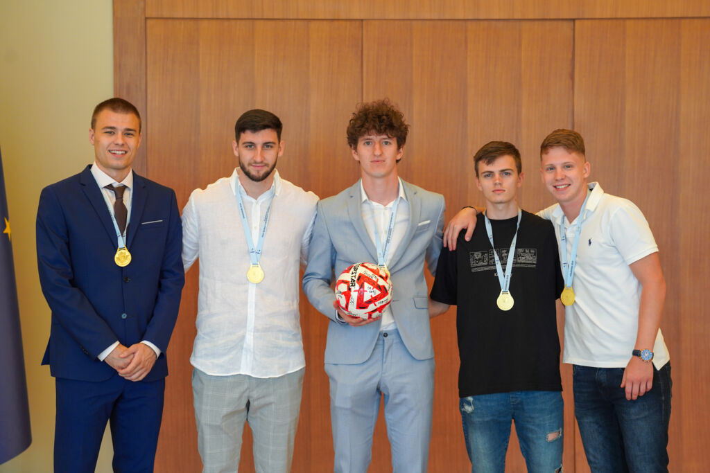 Zlatni sveučilišni futsaleri kod predsjednika Milanovića