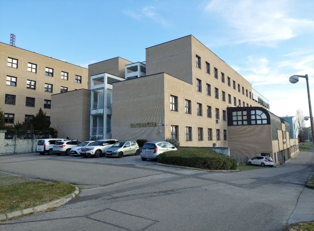 PMF osuvremenio diplomski studij Računarstva i matematike