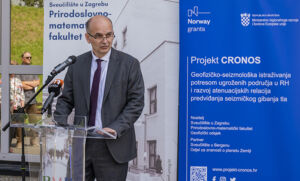 PMF osuvremenio diplomski studij Računarstva i matematike