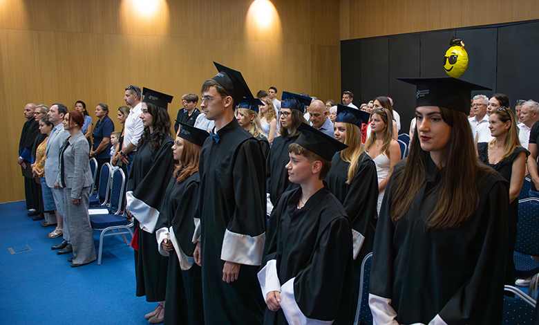 Promovirana petnaesta i šesnaesta generacija diplomskoga studija Sveučilišta u Zagrebu i Sveučilišta u Orléansu