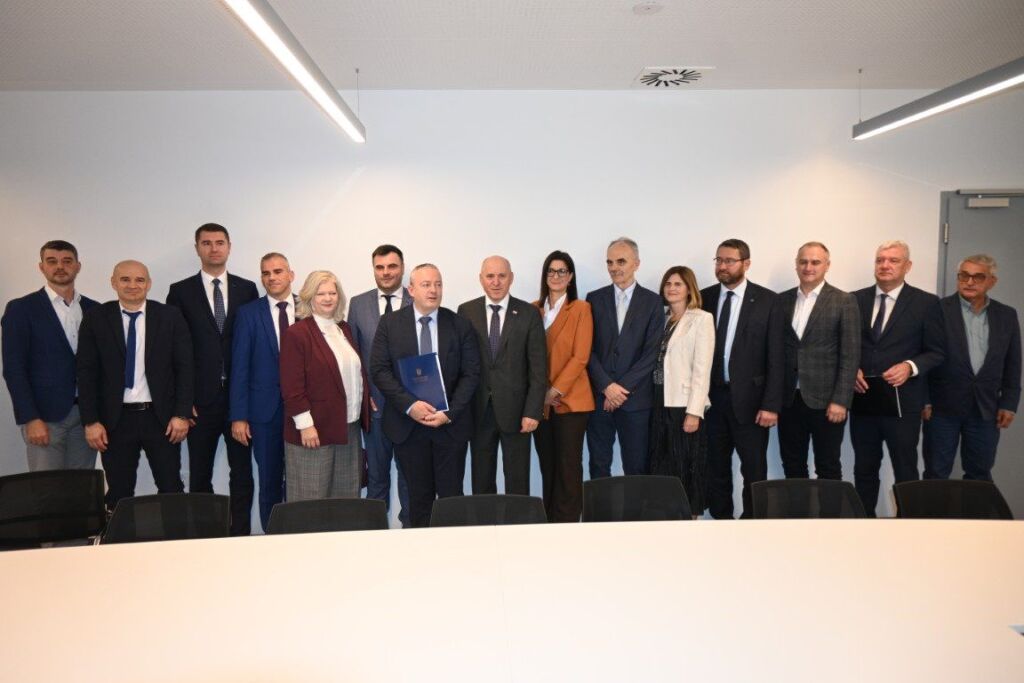 Potpisan ugovor za izgradnju novog Studentskog doma Petrinja vrijedan 5,75 milijuna eura