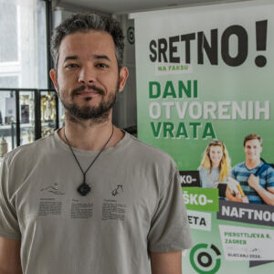 Naslovna