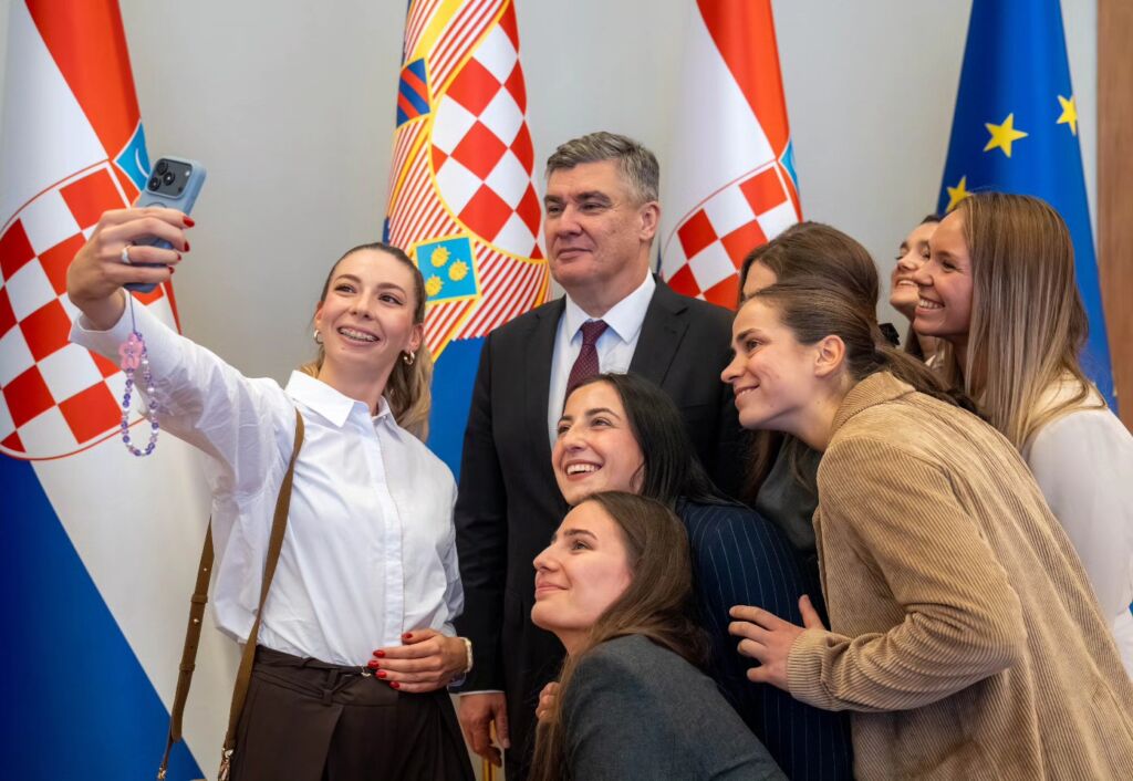 Predsjednik Milanović primio studente osvajače medalja