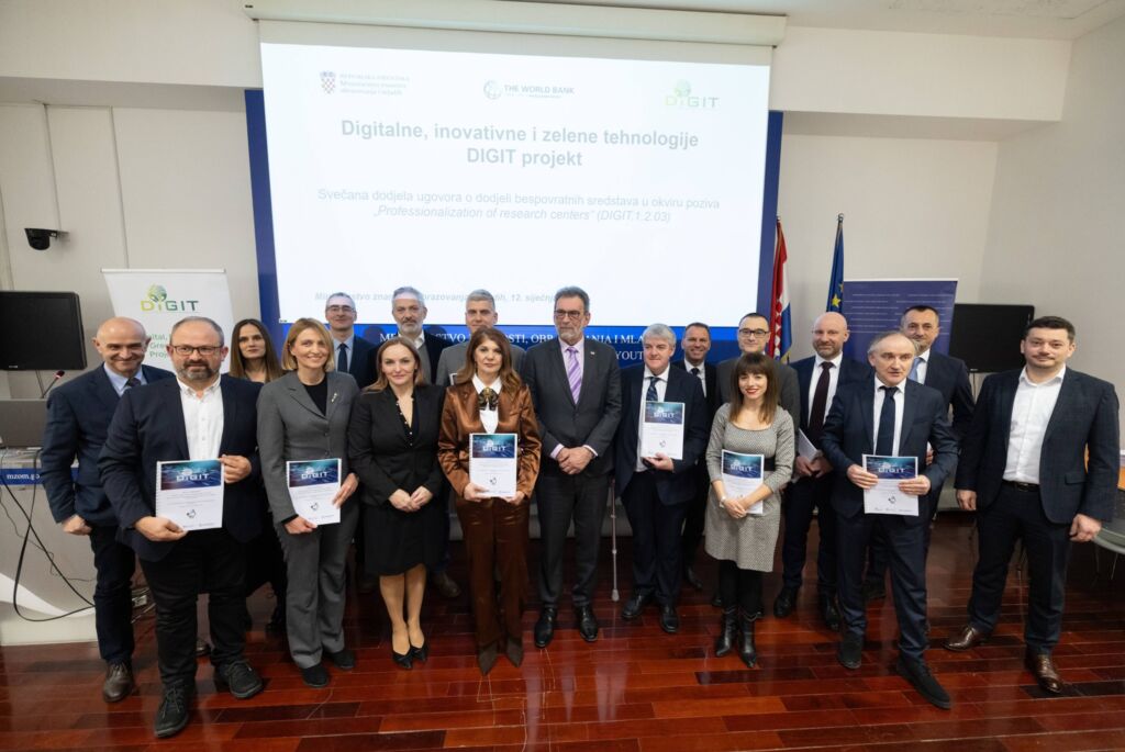 PBF-u gotovo 350 tisuća eura za znanost i istraživanje