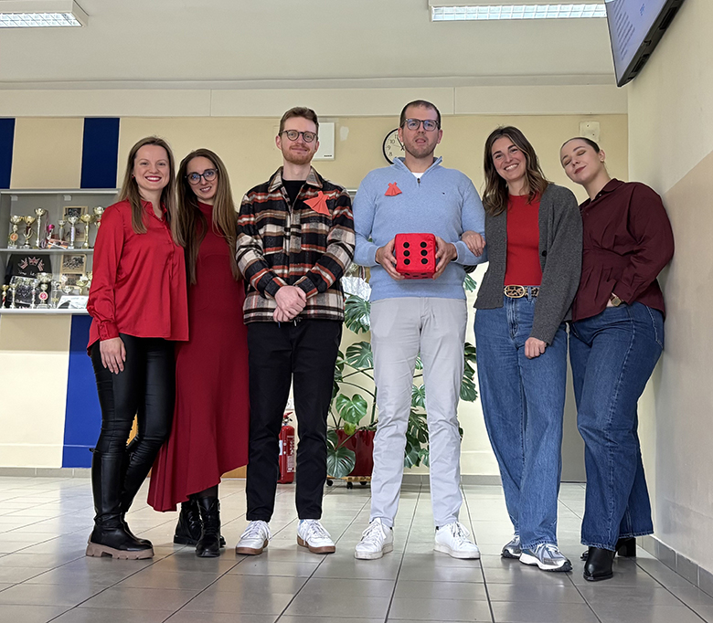 I na ERF-u se nosilo crveno