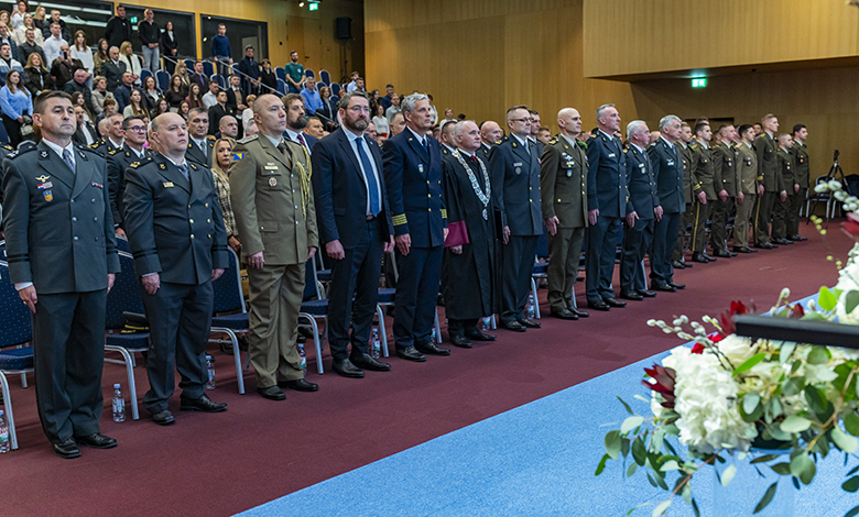 Svečano promovirani polaznici prijediplomskih i diplomskih sveuč. studija “Vojno inženjerstvo” i “Vojno vođenje i upravljanje”