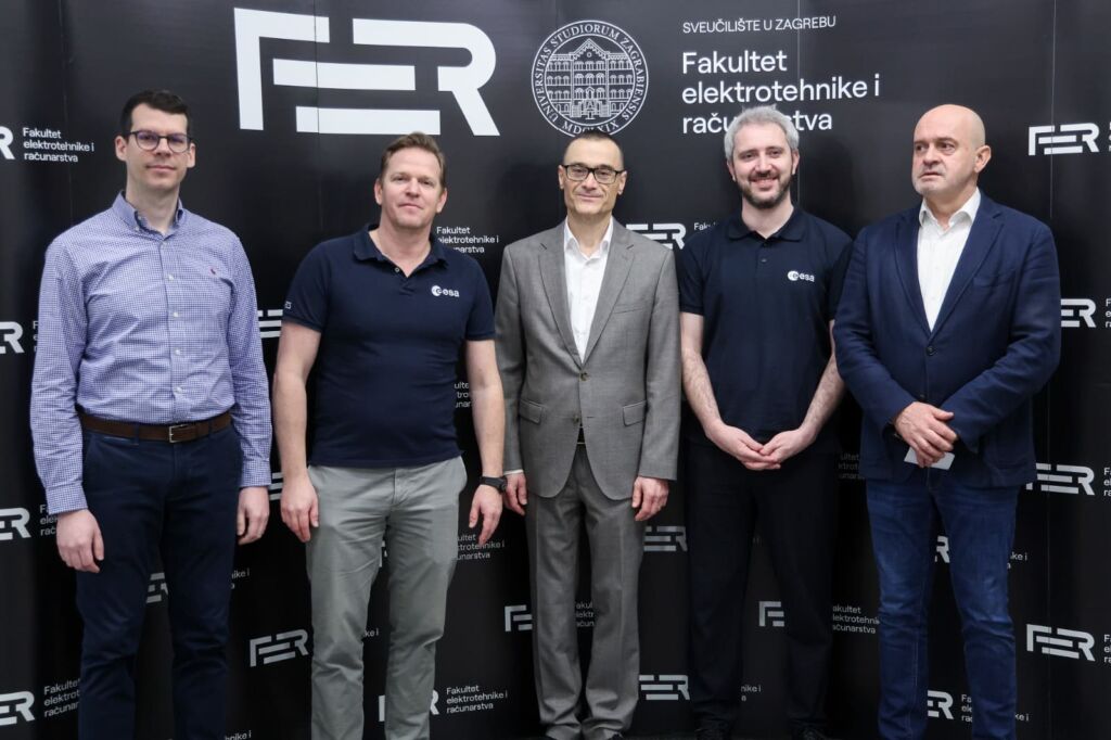 ESA na FER-u predstavila mogućnosti za mlade istraživače