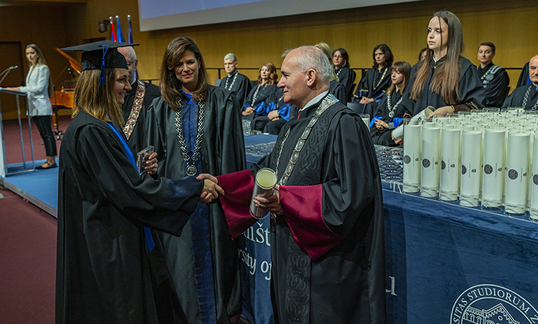 Sveučilište u Zagrebu dobilo 371 doktora znanosti i doktora umjetnosti  