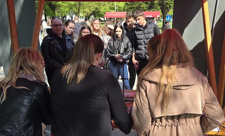 Metalurški fakultet predstavio studijske programe učenicima u Petrinji