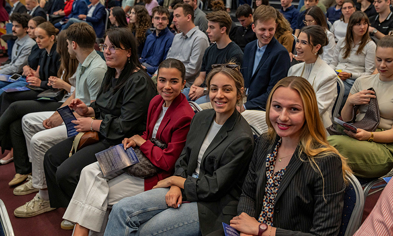 Sveučilište u Zagrebu dodijelilo 400 stipendija za ak. god. 2025./2026. najizvrsnijim studentima