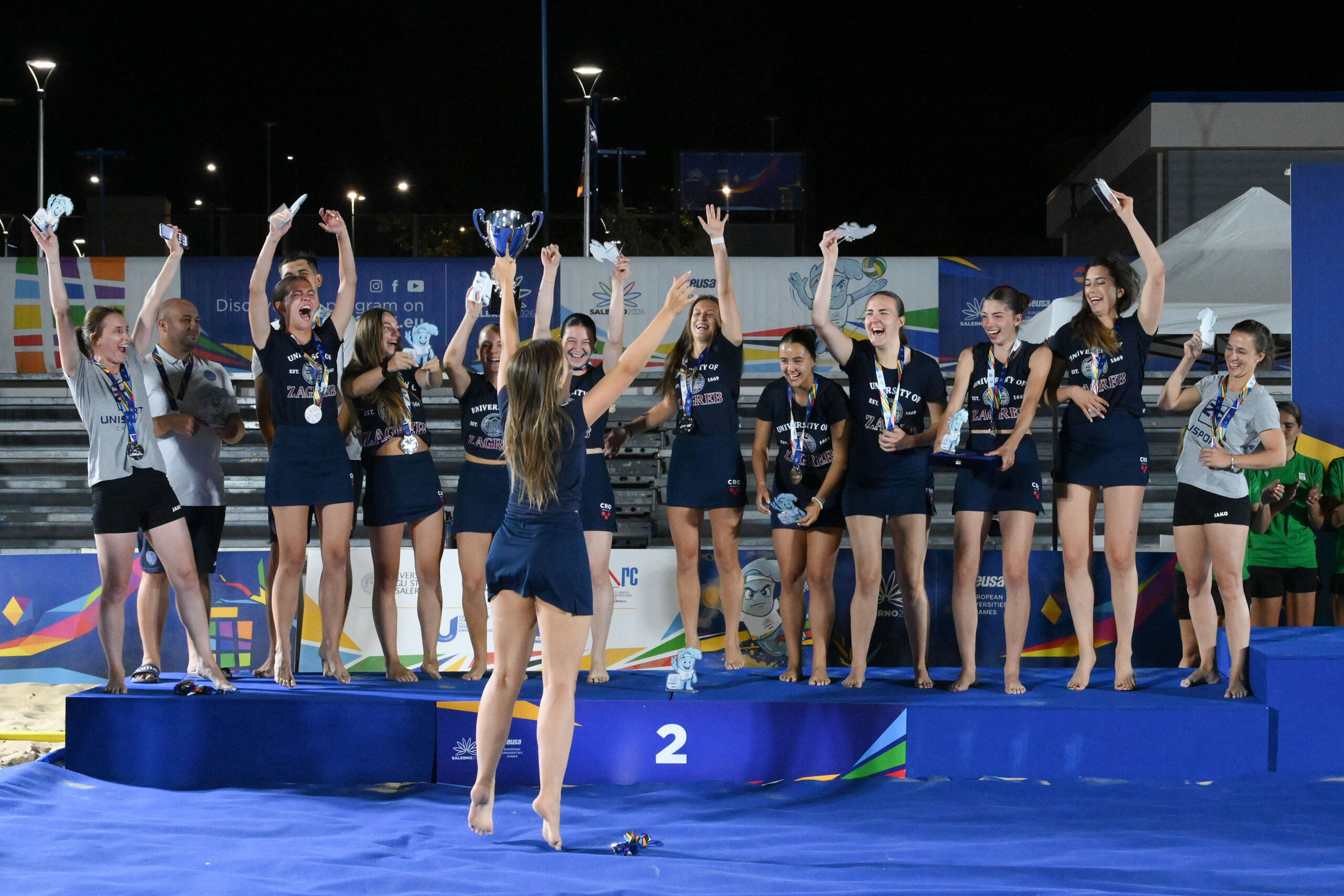 EUG2026: Srebro i bronca za rukometašice i rukometaše na pijesku!