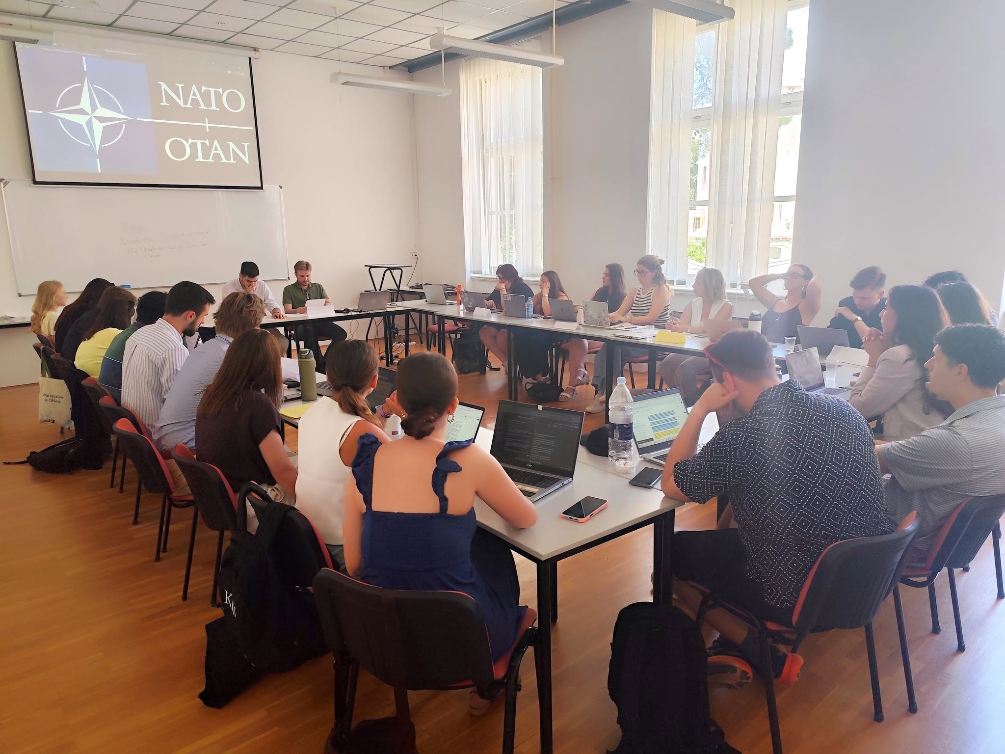 Studenti politologije na međunarodnom seminaru o sigurnosti i suradnji na Zapadnom Balkanu