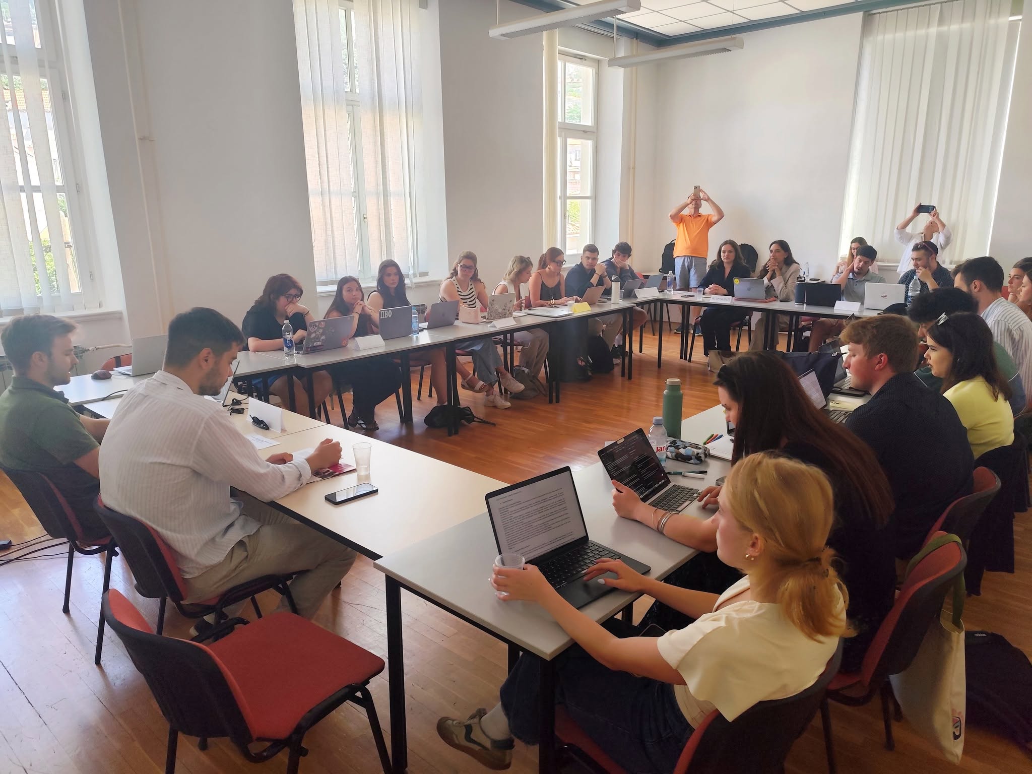 Studenti politologije na međunarodnom seminaru o sigurnosti i suradnji na Zapadnom Balkanu