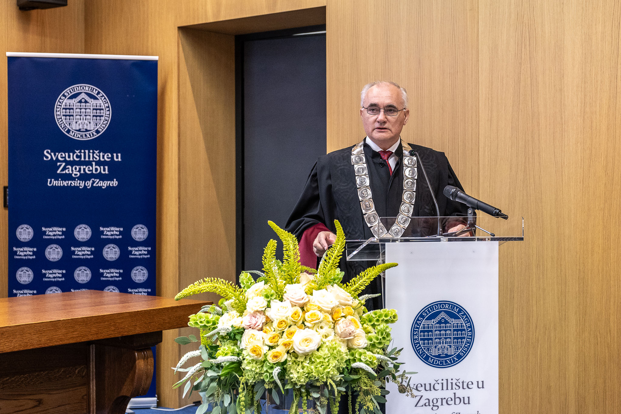 Svečano promovirana 17. generacija studenata diplomskoga studija Sveučilišta u Zagrebu i Sveučilišta u Orléansu